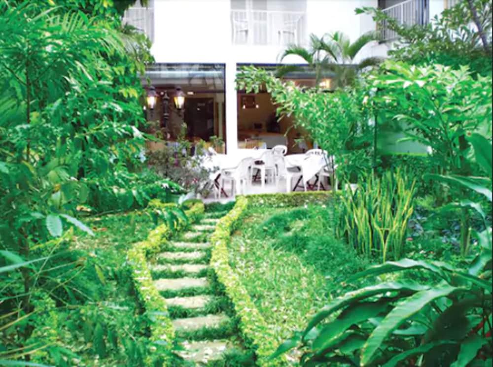 Hotel Palmas Del Sol Asuncion Dış mekan fotoğraf